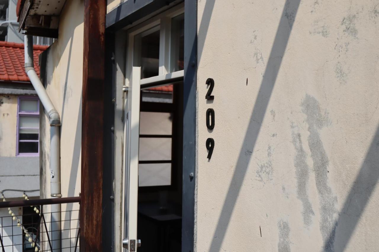Dope Hostel Taichung Exterior foto